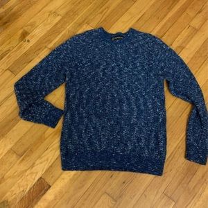 Men’s crew neck sweater